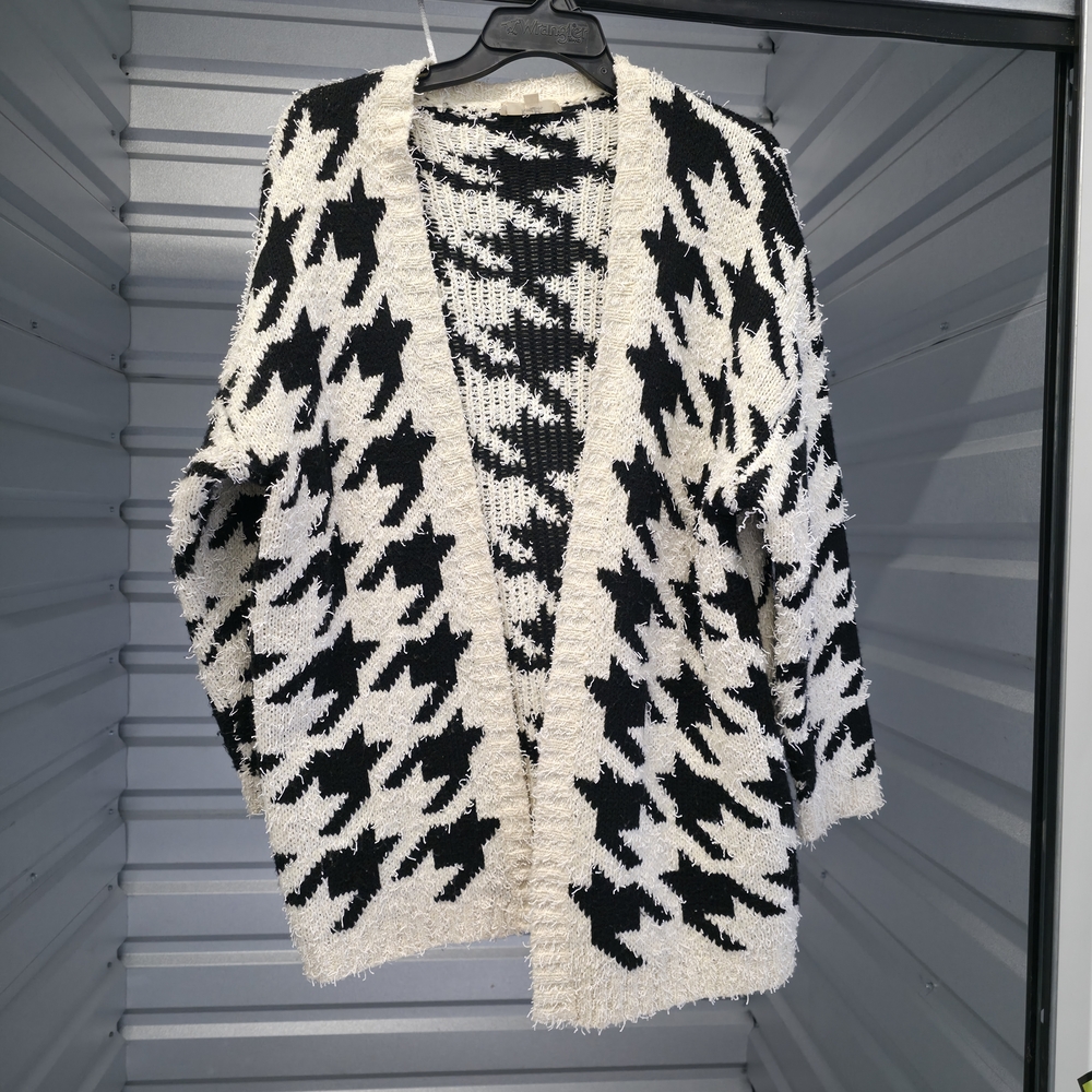M KyeMi Black and White Houndstooth Women Jacket Cardigan